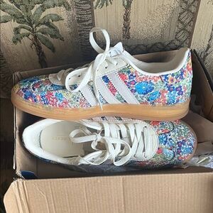 adidas Floral Multicolor gazelles